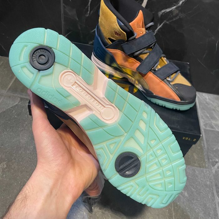 Adidas Kid Cudi x Vadawam 326, Mărime: 40, 42, 43 1/3