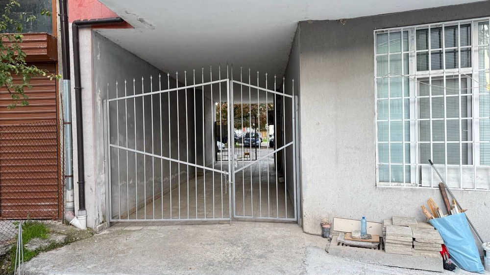 Под наем 4бр. паркоместа зона ”Б”, к/с ”М. Рудник”. в бл.205