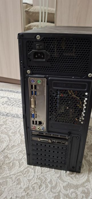 Игровой компьютер ,