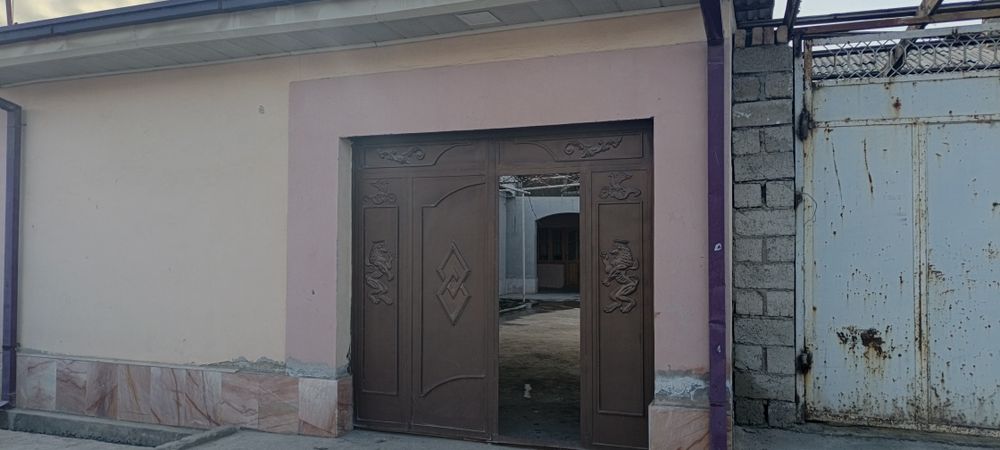 3 сотихли Уй сотилади! Подвал хам мавжуд, жойлашган манзил Хишрав.