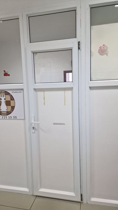 Продам пластиковые перегородки бу.