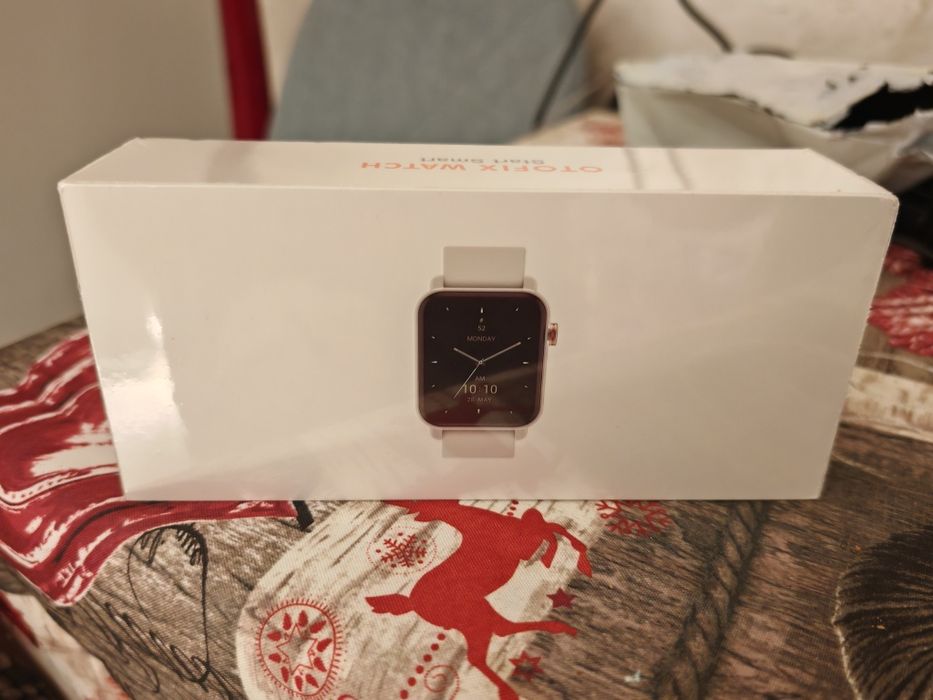 Smartwatch cu funcție de cheie sau cartela keyless