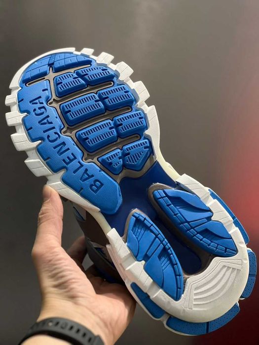 Balenciaga Track