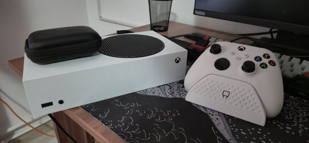 Xbox seria S cu controller si baterie reincarcabila