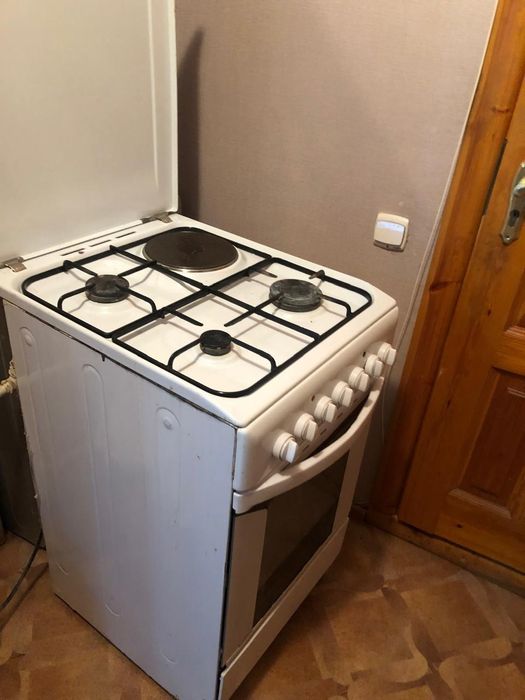 Продам газплиту в нормальном состоянии.