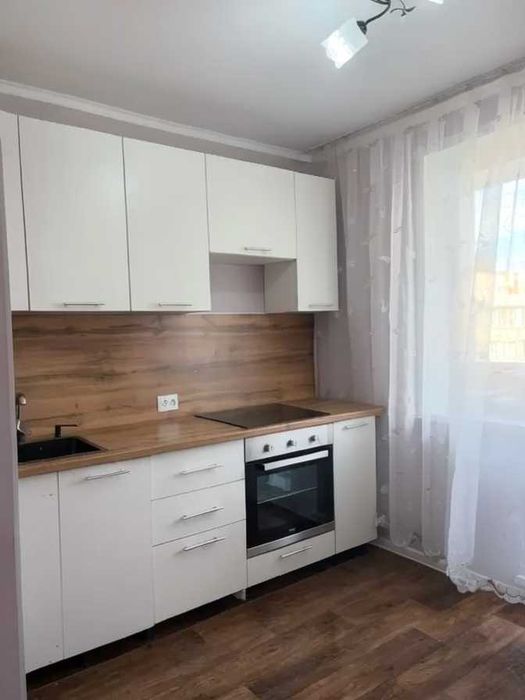 Продам 1 комн. кв., в Центре, стадион Карасай