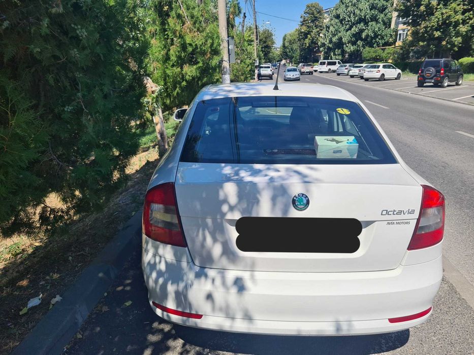 SKODA Octavia 2012 — imagine 5
