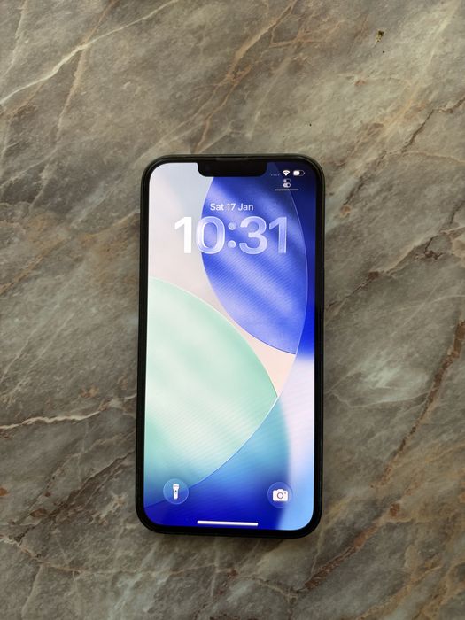 Vând iPhone 13 128gb