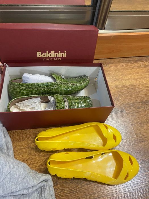 Вещи бесплатно отдам