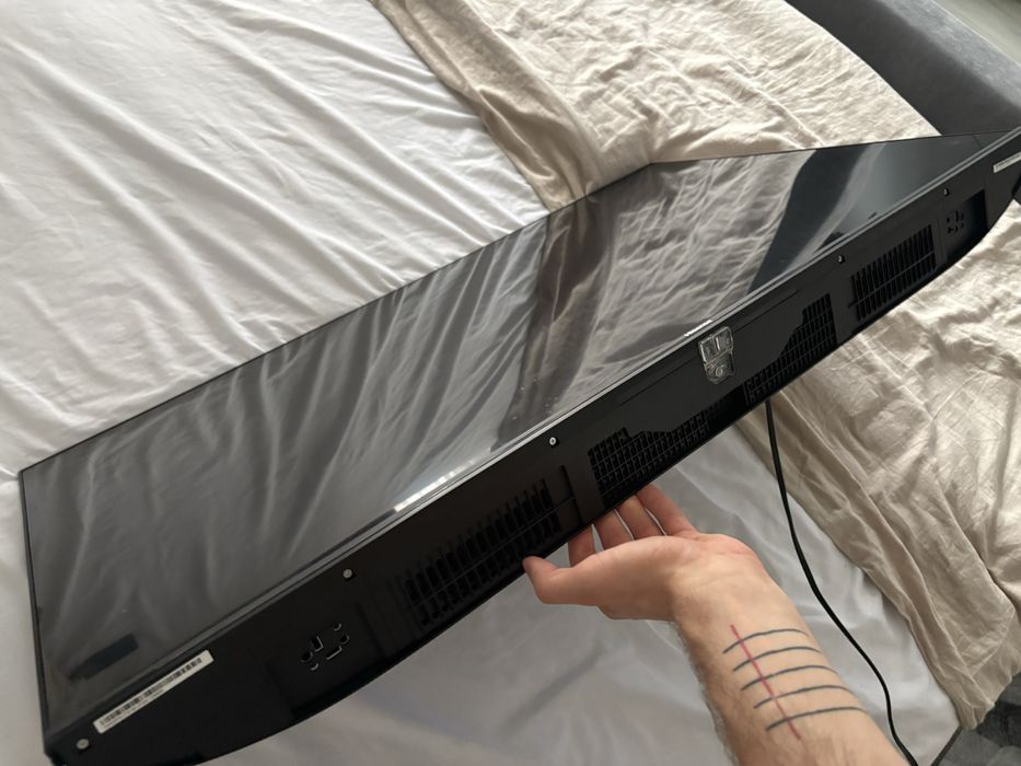 Hisense 43” 4K Smart TV (43A7100F) — funcțional, stare bună