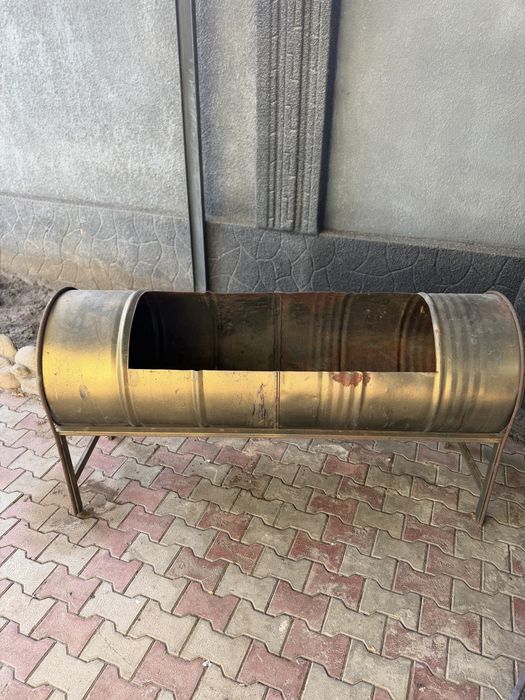 Продам Мусорны бак большой