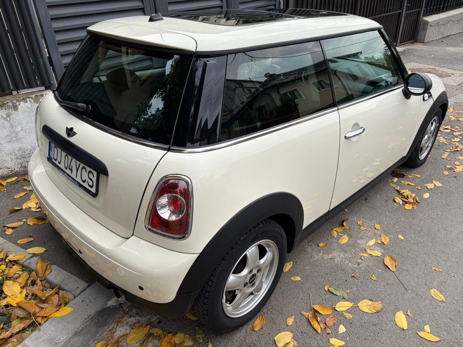 Mini Cooper ONE Standard , an 2013