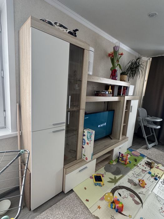 Стенка в гостиннуб