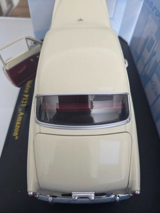 Macheta Auto 1/18 Revell Volvo P121 Amazon