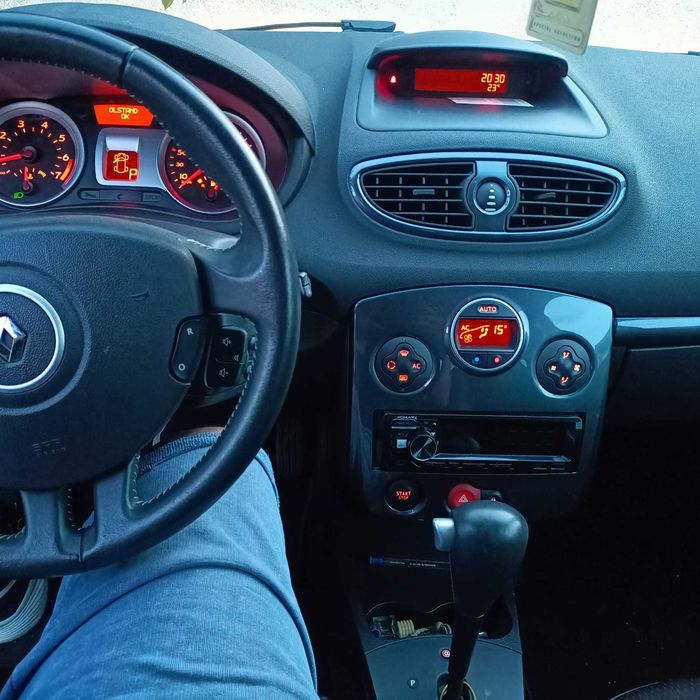 RENAULT Clio 2006 — imagine 3