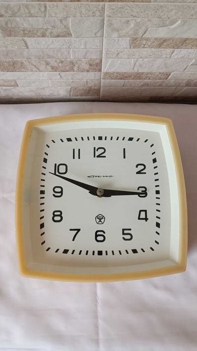 Стар стенен часовник - Стрела - СССР - Антика - 1980"