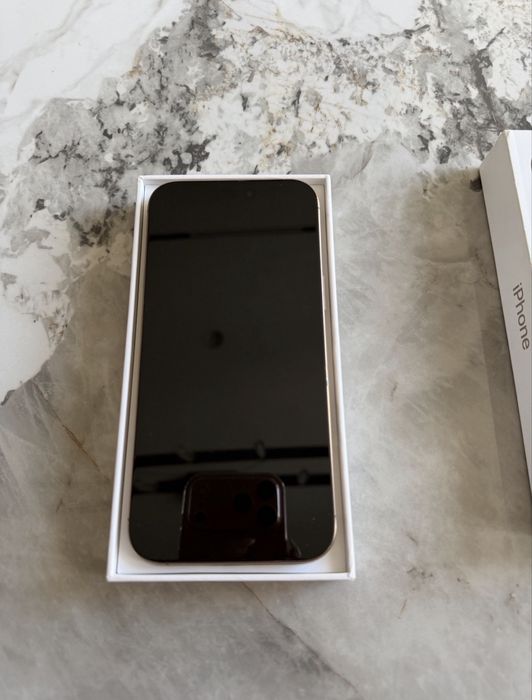 Продам Iphone 16 pro max 256gb esim