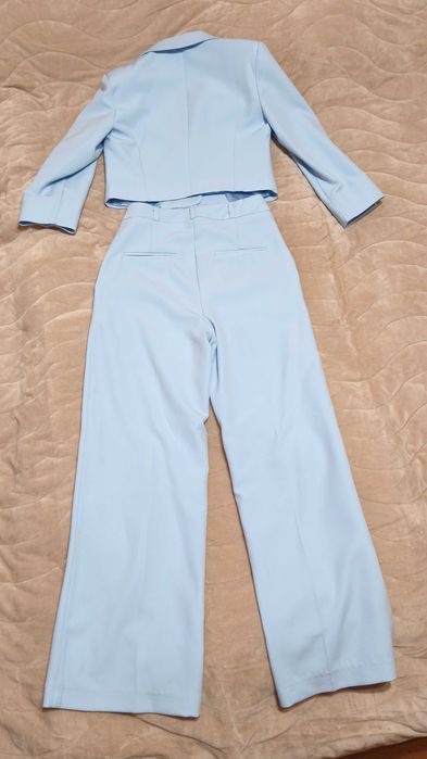 Дамски син костюм