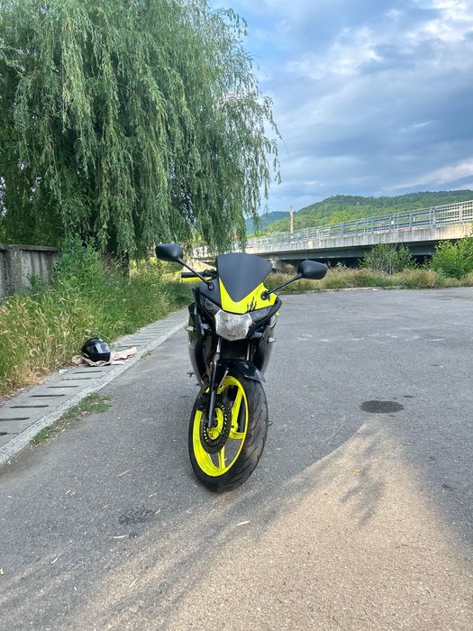 Motocicleta Honda CBR 125 2012