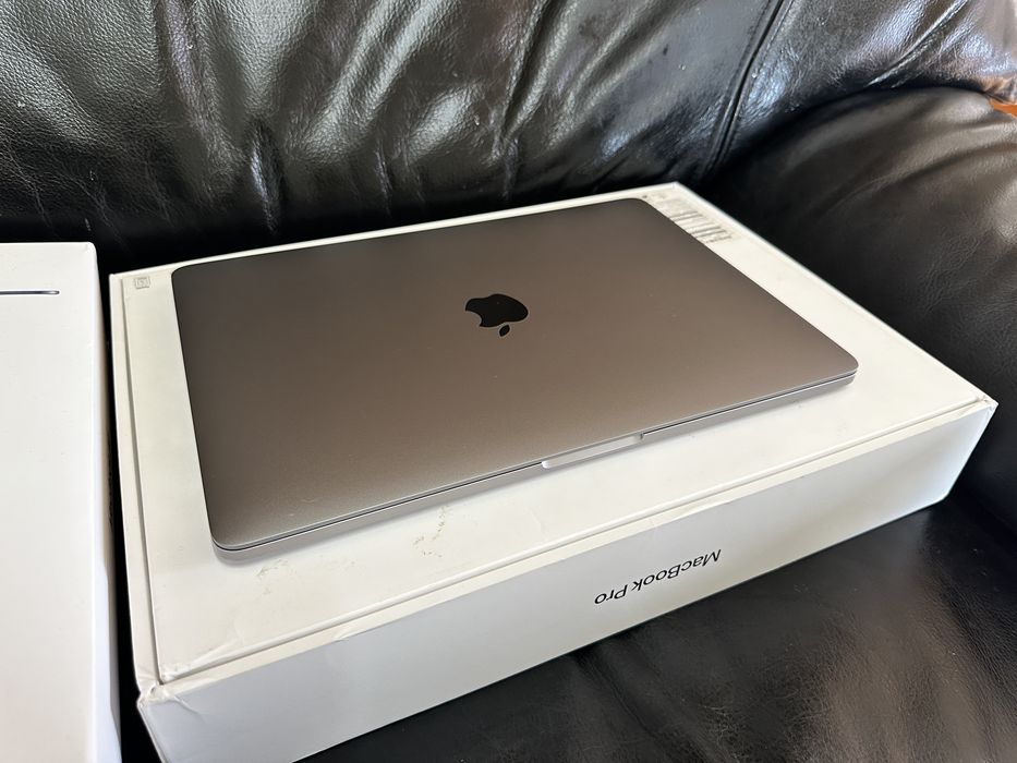Macbook Pro M1 Pentru Componente