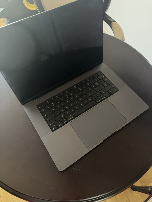 Macbook Pro 16.4' M4 Max 48GB RAM 1TB SSD Bucuresti Sectorul 4