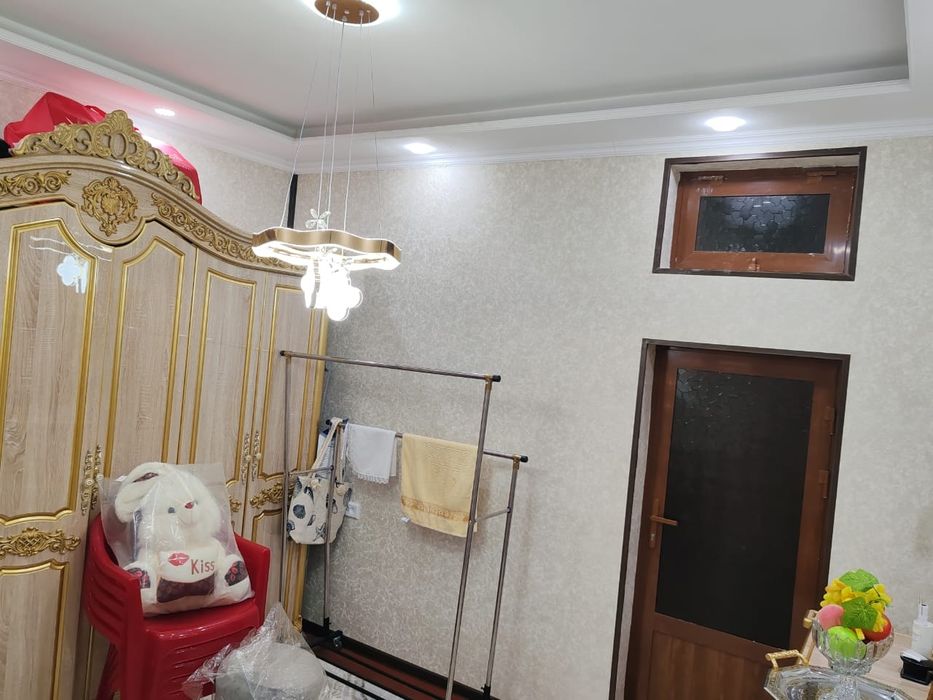 Продается дом в центре кагане