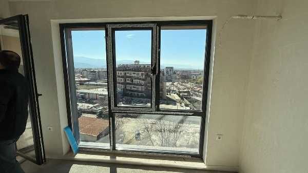 Двустаен апартамент в Христо Смирненски!