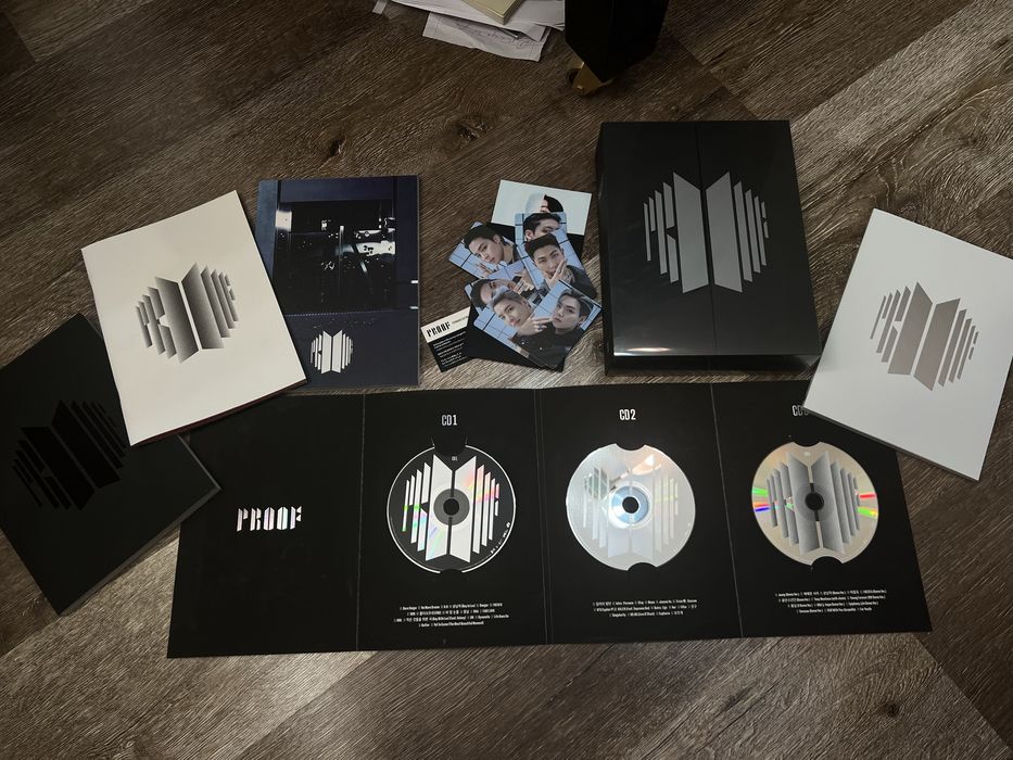 BTS Proof standard version album