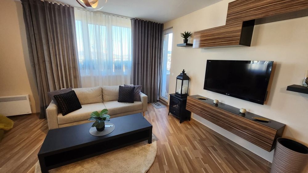 Под наем от собственик двустаен апартамент обзаведен