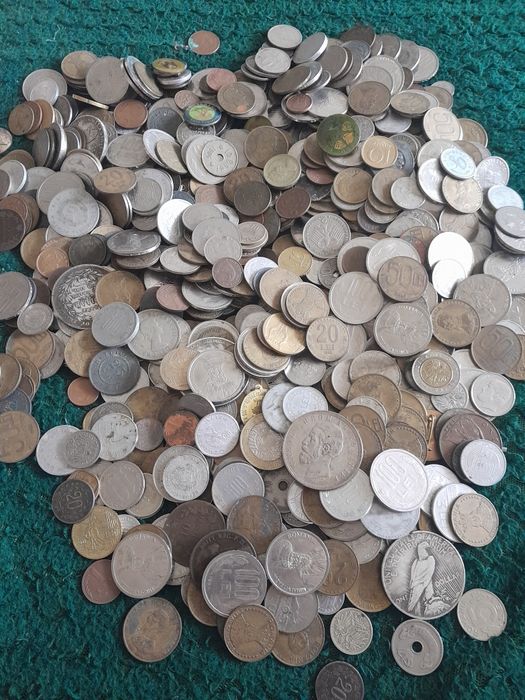 Vând monezi vechi
