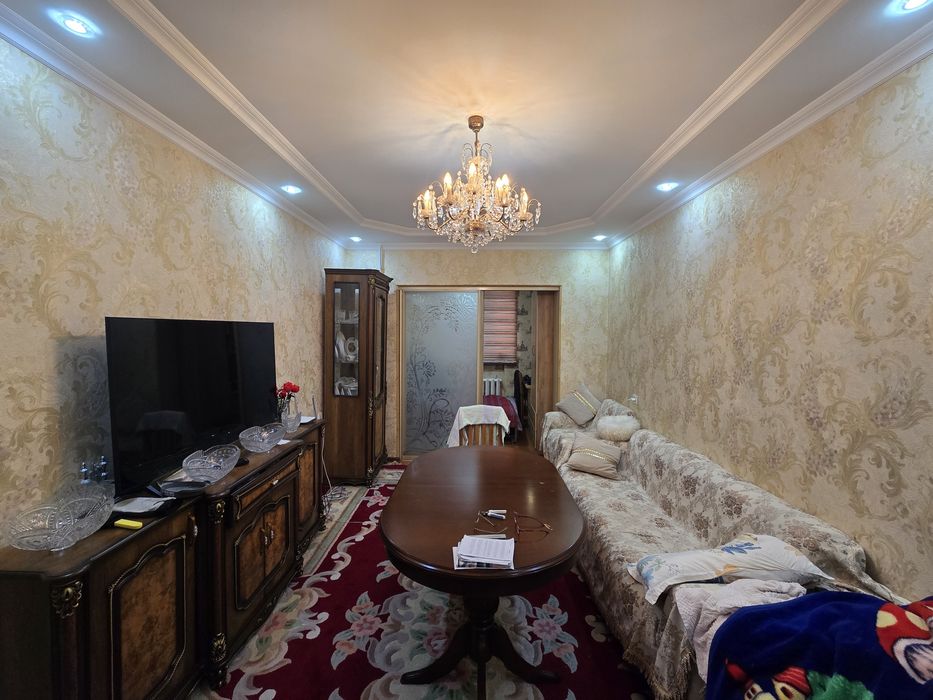 Срочно продаётся квартира на Юнусабад-19 !