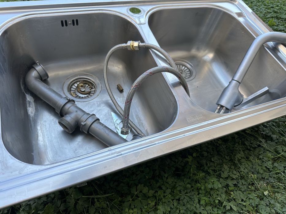 Chiuvetă dublă Franke din inox + sistem de scurgere (fără baterie)