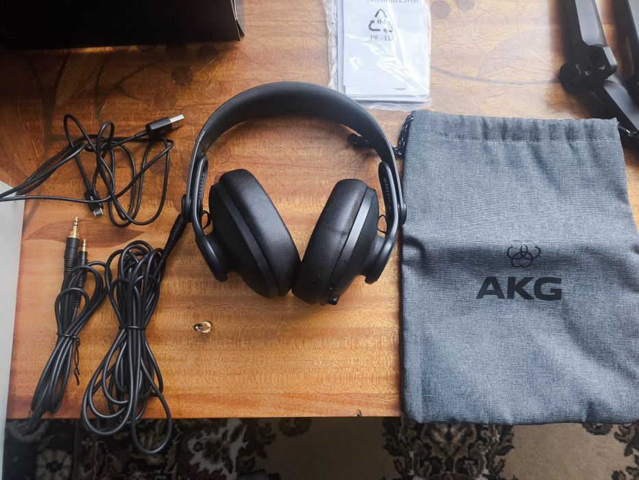 Студийные наушники Akg k361-bt