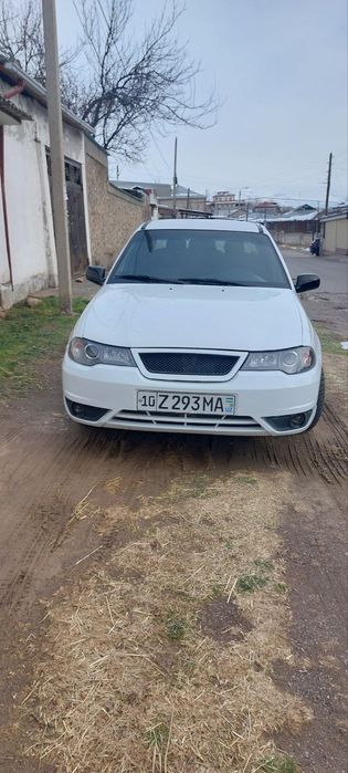 Toʻliq Kraska sepilgan 1.5 mator mator ozgina moy yeydi