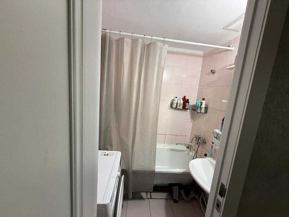 Продам 2 ку беркимбаева 96 9мкр