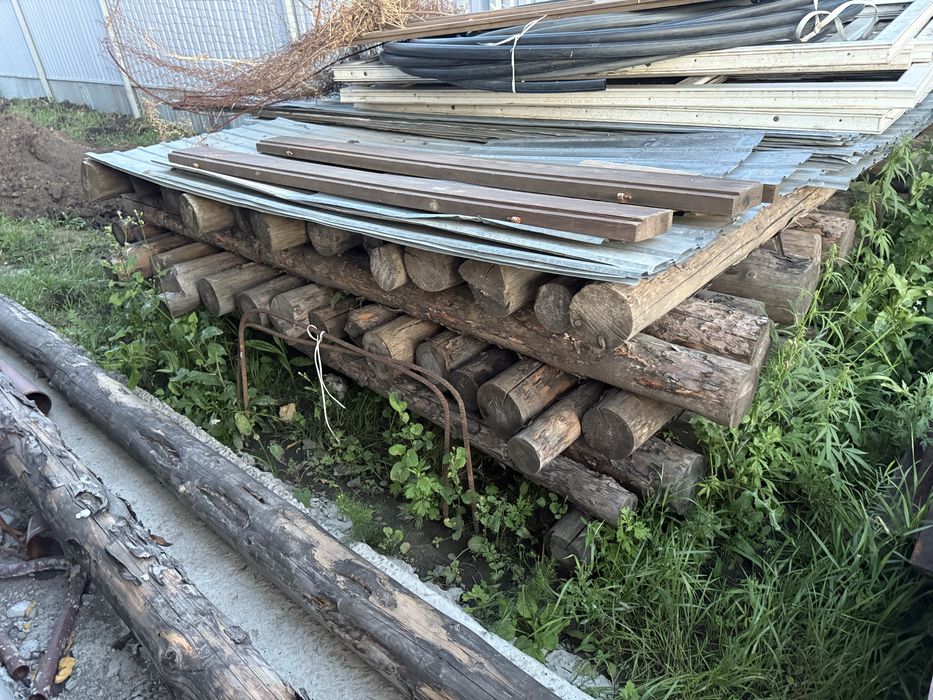 Продам бревна сосны.