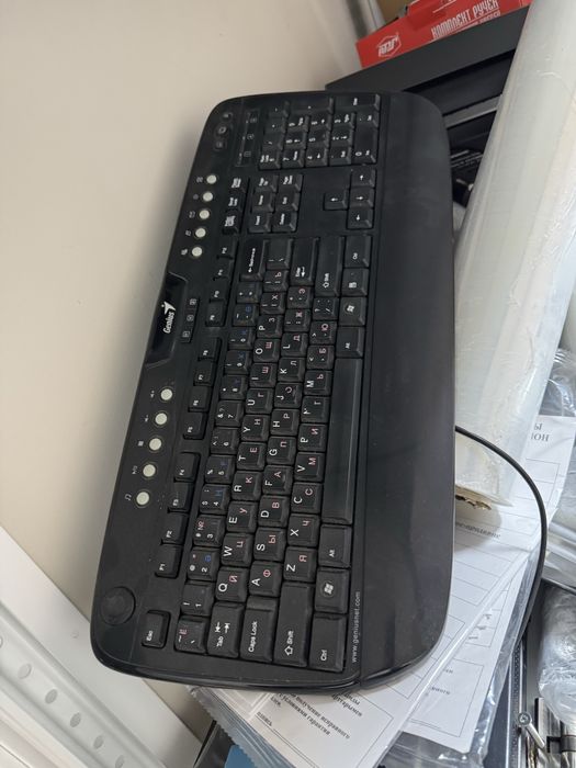 Клавиатуры б/у на выбор