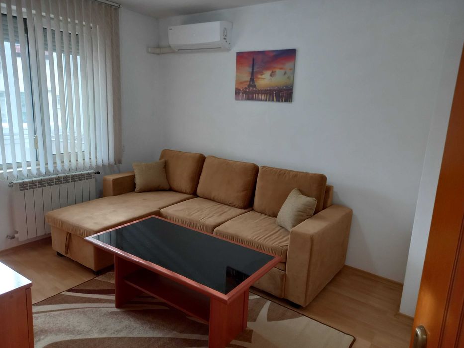 Дава се под наем Тристаен апартамент в Пловдив, Кършияка - 100 кв.м за 448.8 € - Снимка #6