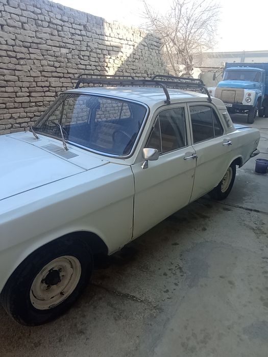 Sotiladi Volga 24
