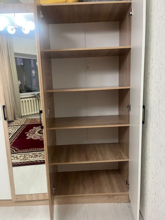 Продается шифанер шкаф