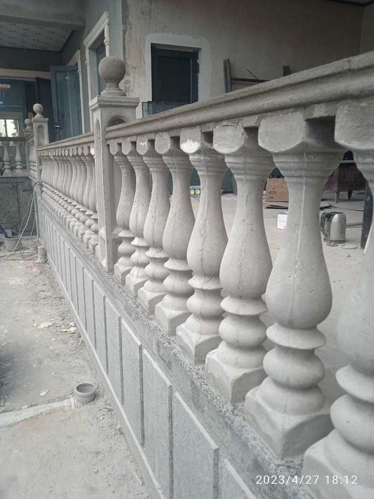 Балясины и тумба