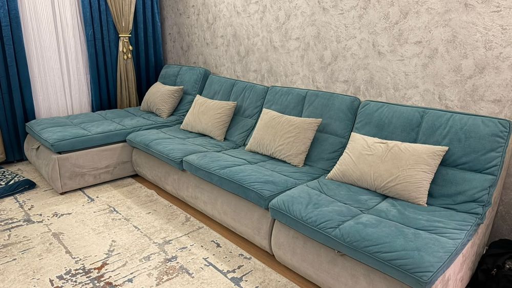 Продам диван в хорошем состояние