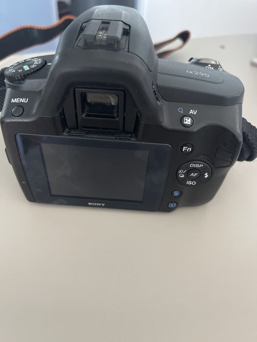 Sony Alpha A290 + obiectiv 18-55mm – stare foarte bună