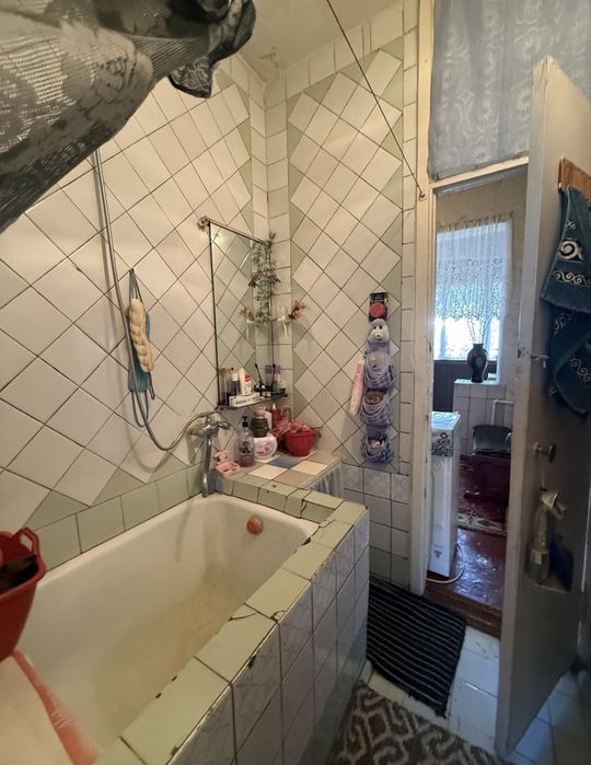Продается своя 3/4/4