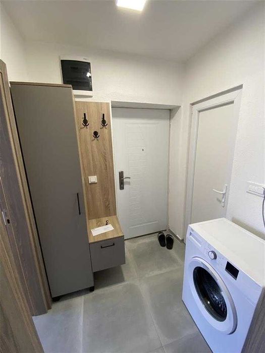 Дава се под наем Двустаен апартамент в Пловдив, Гагарин - 67 кв.м за 244.8 € - Снимка #3