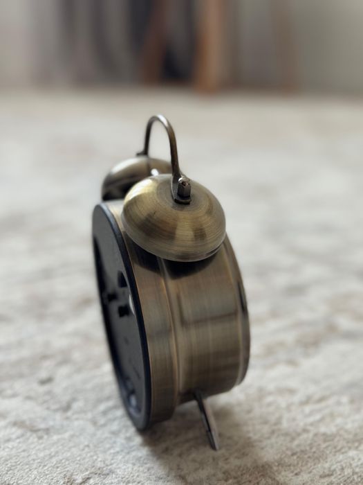 Ретро-современные часы