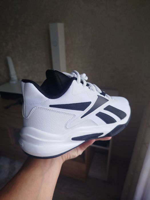 Кроссовки Reebok размер 40.5(26см)