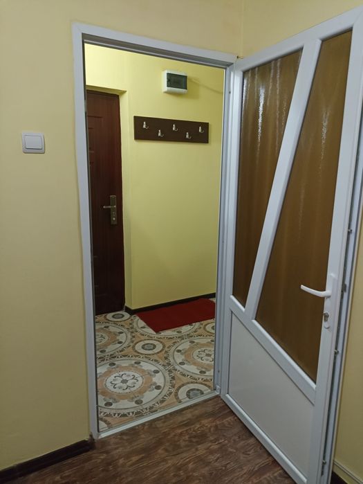 Vând garsonieră Slatina str Văilor