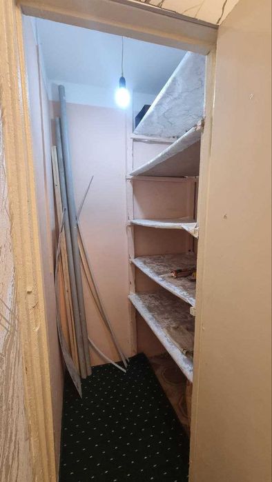 гагаринда 3  чи каватда квартира сотувда