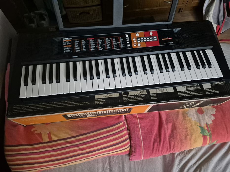 Orga yamaha PSR-F51